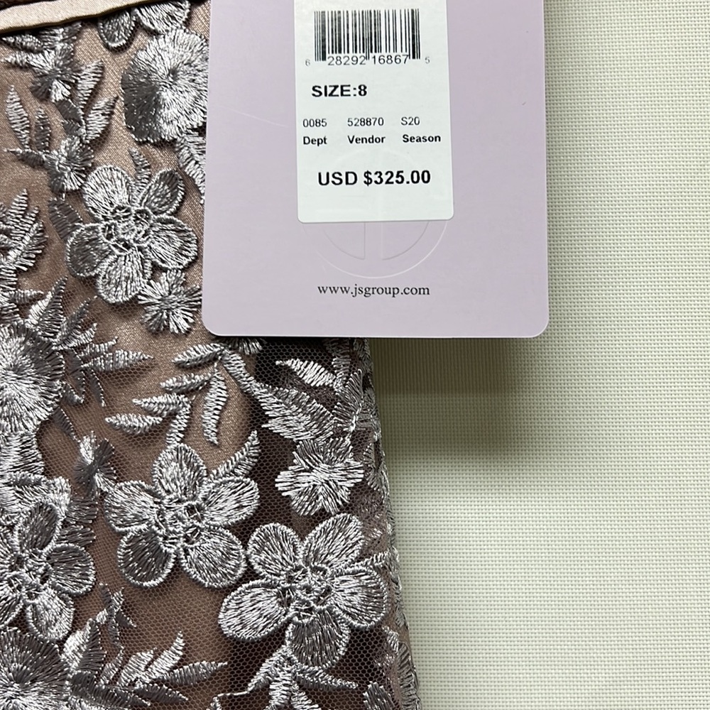 Js Collection floral embroidered evening gown - Picture 11 of 11